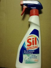 Sil Spezial Aktiv spray na skvrny 250ml proti zbytkům deodorantu a potu