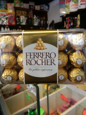 FERRERO ROCHER 300g bonboniéra